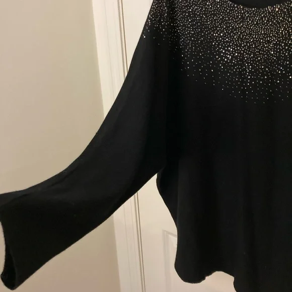 Gorgeous Warm Sparkling Size 3X Rhinestone Sweater TOP Flattering Long-Sleeves! - Picture 3 of 7
